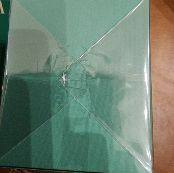 La Mer The Neck and Decollete Concentrate 1.7oz NIB - Picture 4 of 5